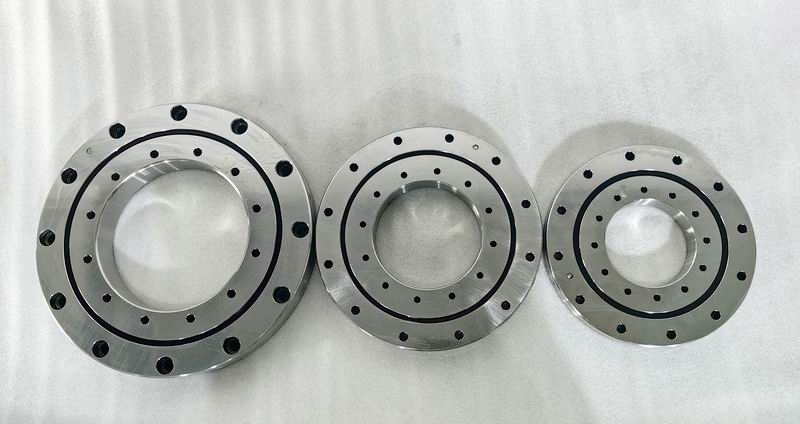 高精度交叉滾子軸承